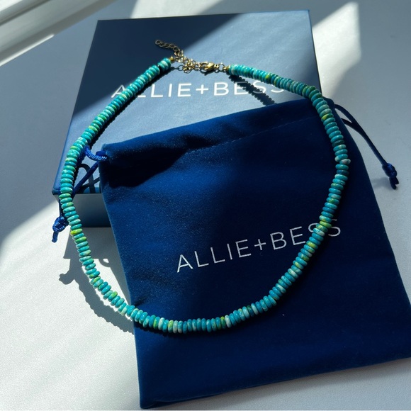 NWOT Allie + Bess Isla Necklace ✨ Turquoise Beaded Necklace with Gold Accents - Picture 3 of 9